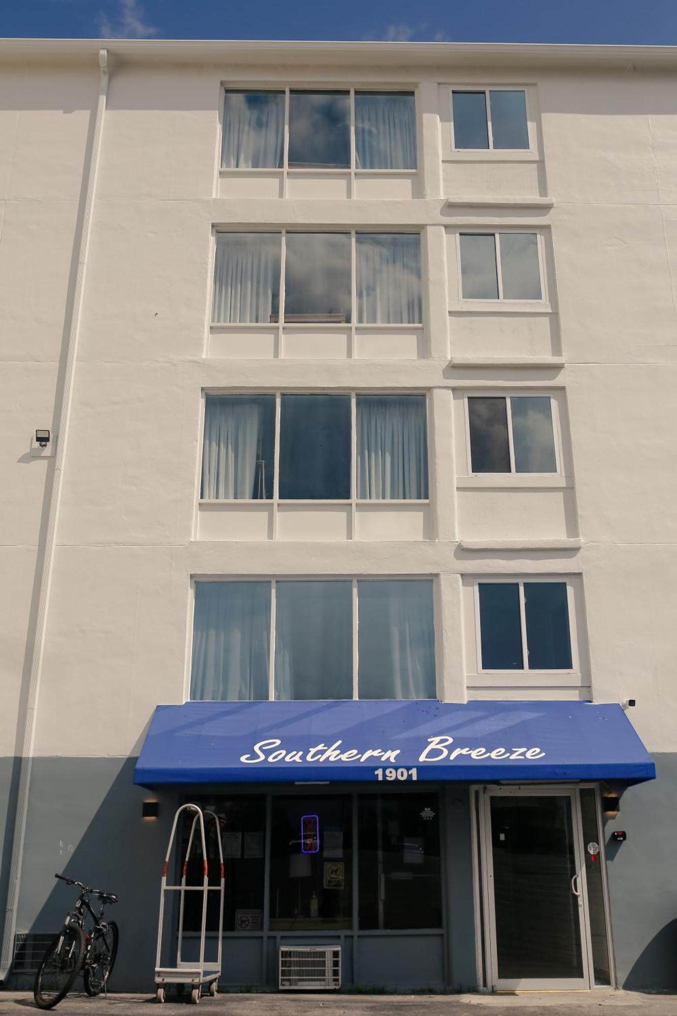 Southern Breeze Ocean Front Hotel Myrtle Beach Exteriör bild