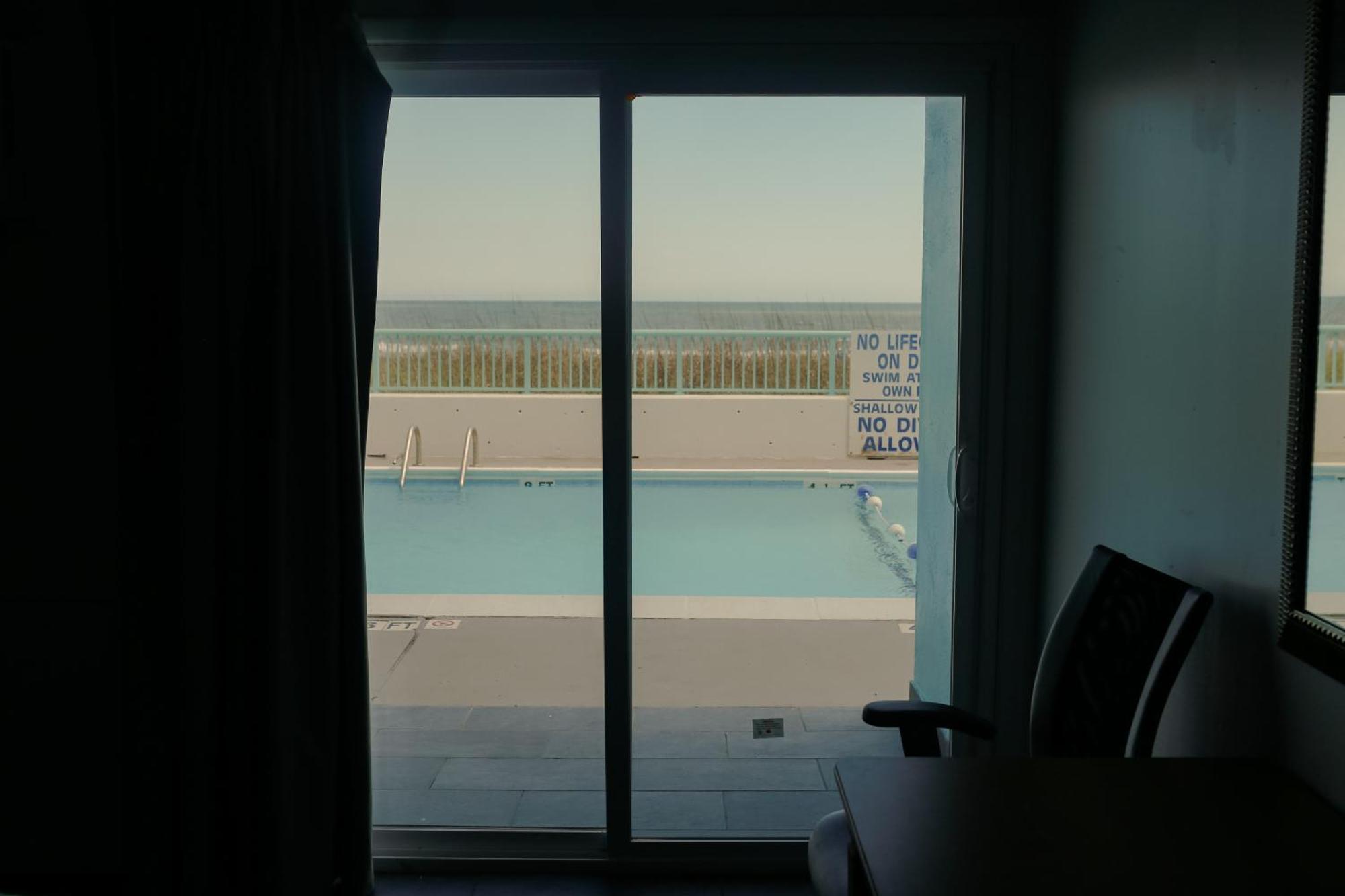 Southern Breeze Ocean Front Hotel Myrtle Beach Exteriör bild